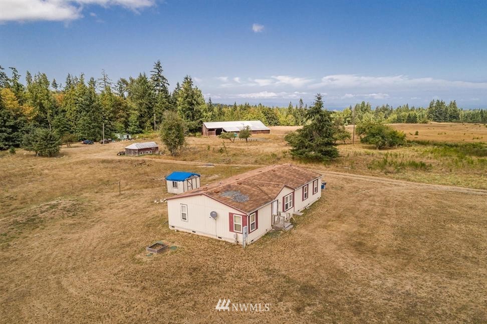 4592 Deer Park Road Port Angeles, WA 98362 - Photo 4 of 24 Gallery Image 4