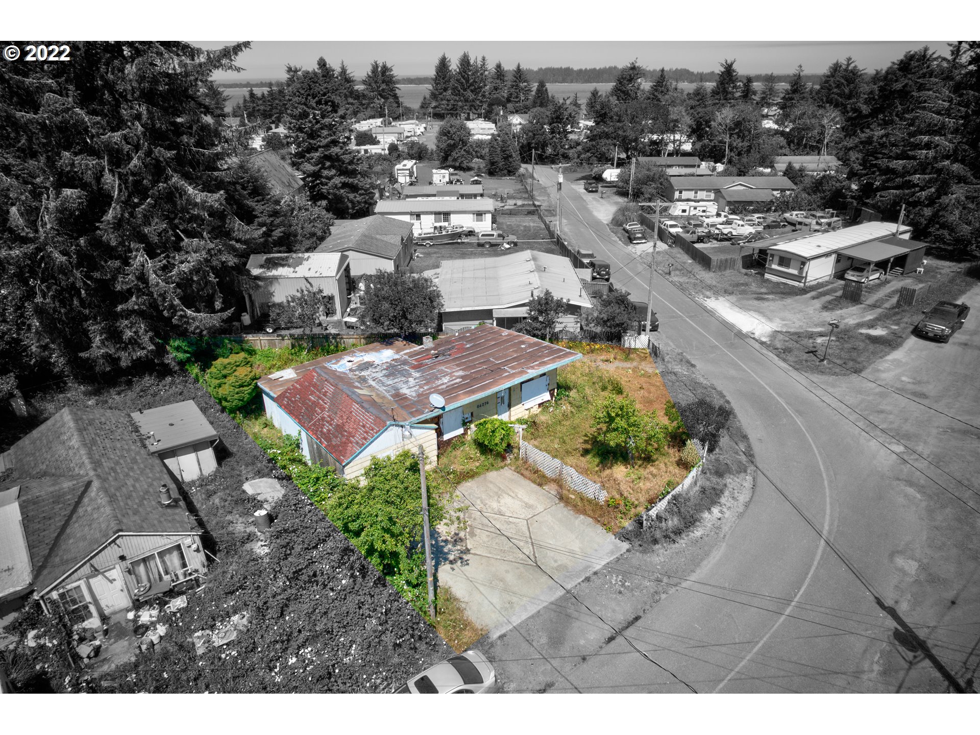 64274 Saddler Road Coos Bay, OR 97420 - Photo 3 of 8