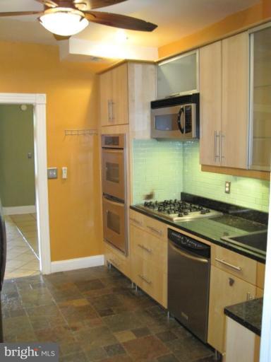 1102 K Street Northeast Washington, DC 20002 - Photo 9 of 26 Kitchen #2