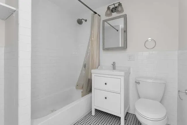 $999,000 | 334 Webster Avenue, Jersey City, NJ 07307