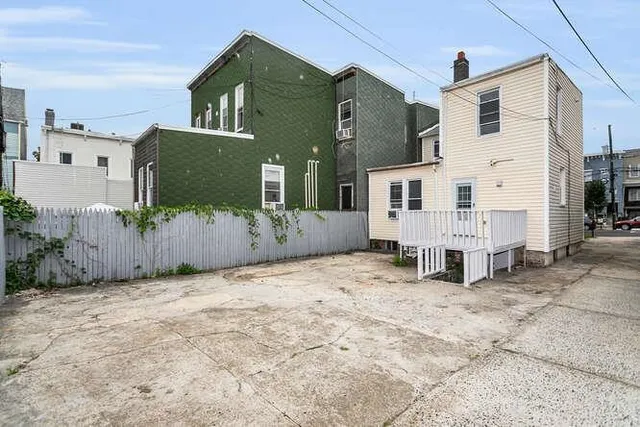 $999,000 | 334 Webster Avenue, Jersey City, NJ 07307