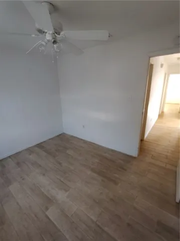 $1,300 | 901 North Terry Street, Rockport, TX 78382