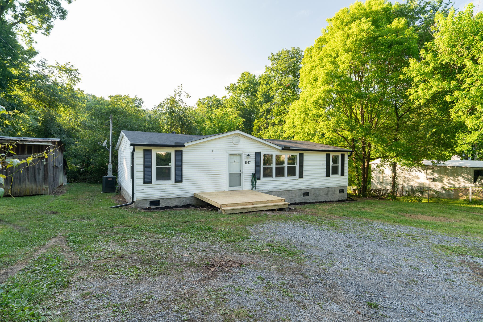 1027 Carson Springs Loop Newport, TN 37821 - Photo 20 of 20 Gallery Image 20