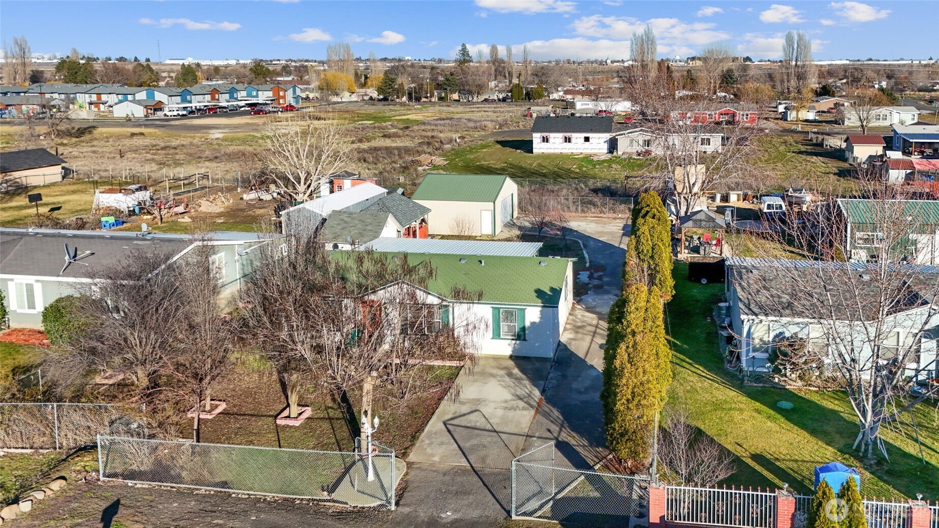 643 Kristina Road Othello, WA 99344 - Photo 4 of 33 a picture of city view