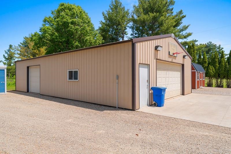 8820 County Rd II Fremont, WI 54940 - Photo 37 of 52
