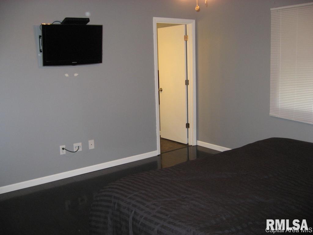 3020 Sutherland Road Springfield, IL 62702 - Photo 14 of 31