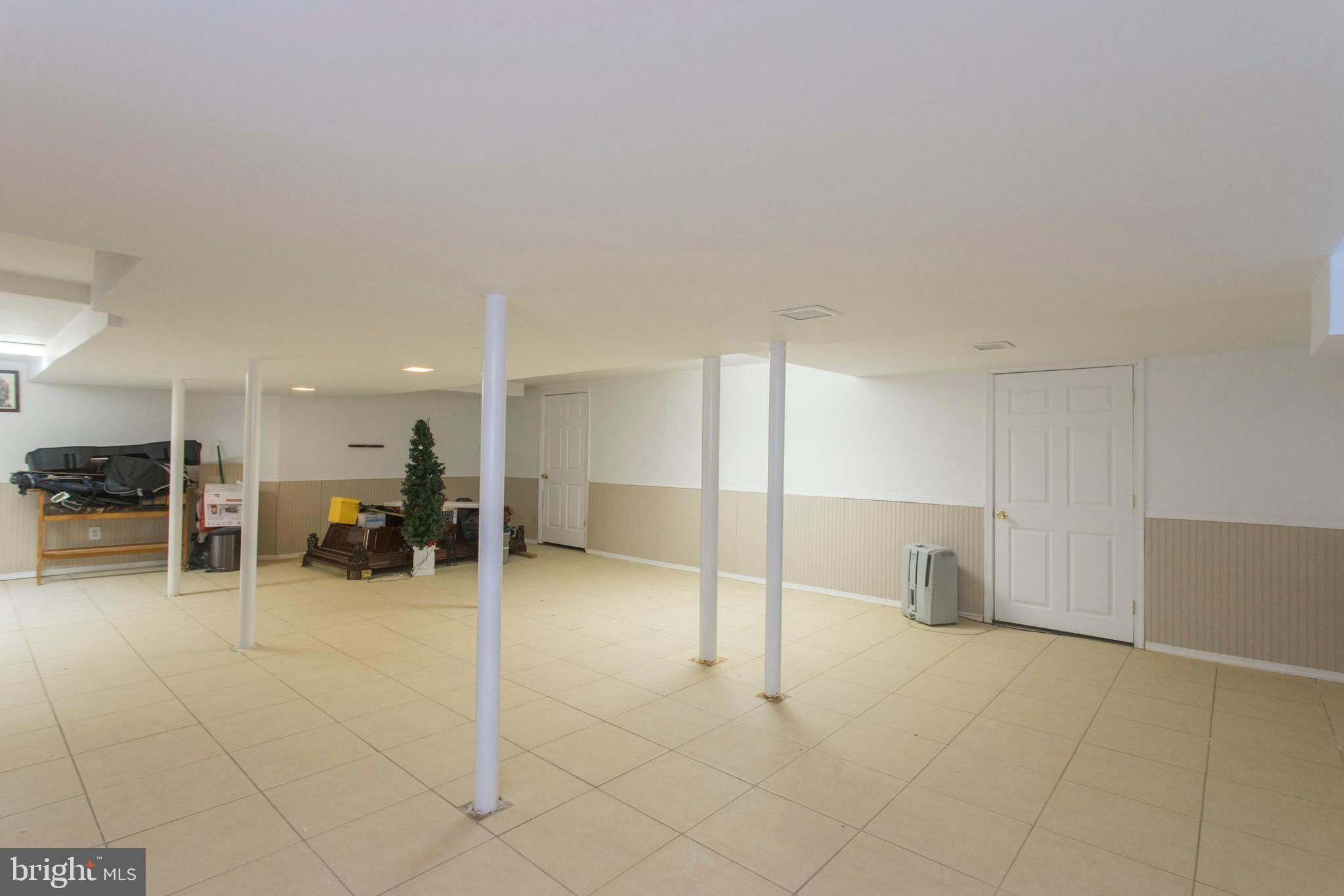 488 Walther Road Newark, DE 19702 - Photo 53 of 77 Finished Basement