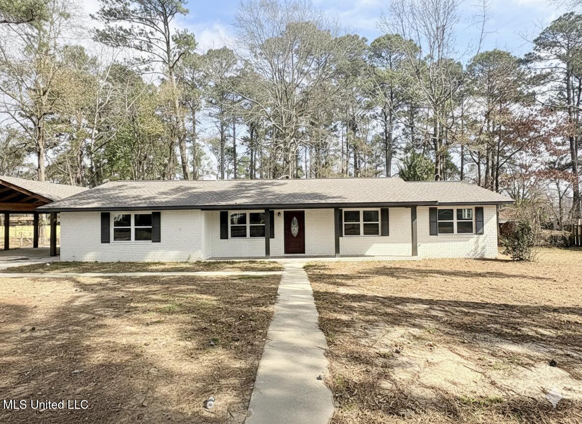 1336 Union Street Brookhaven, MS 39601 - Photo 1 of 15 IMG_7589