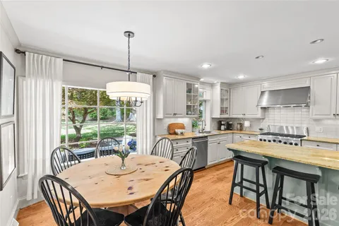 $1,125,000 | 311 Glen Oaks Road, Charlotte, NC 28270
