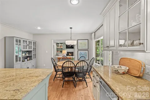 $1,125,000 | 311 Glen Oaks Road, Charlotte, NC 28270