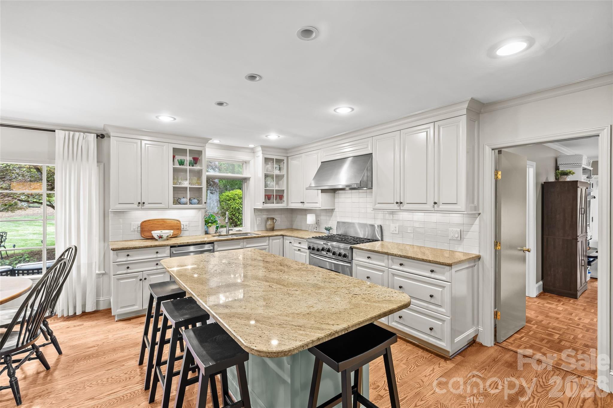 311 Glen Oaks Road Charlotte, NC 28270 - Photo 15 of 39