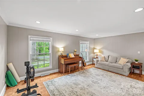 $1,125,000 | 311 Glen Oaks Road, Charlotte, NC 28270