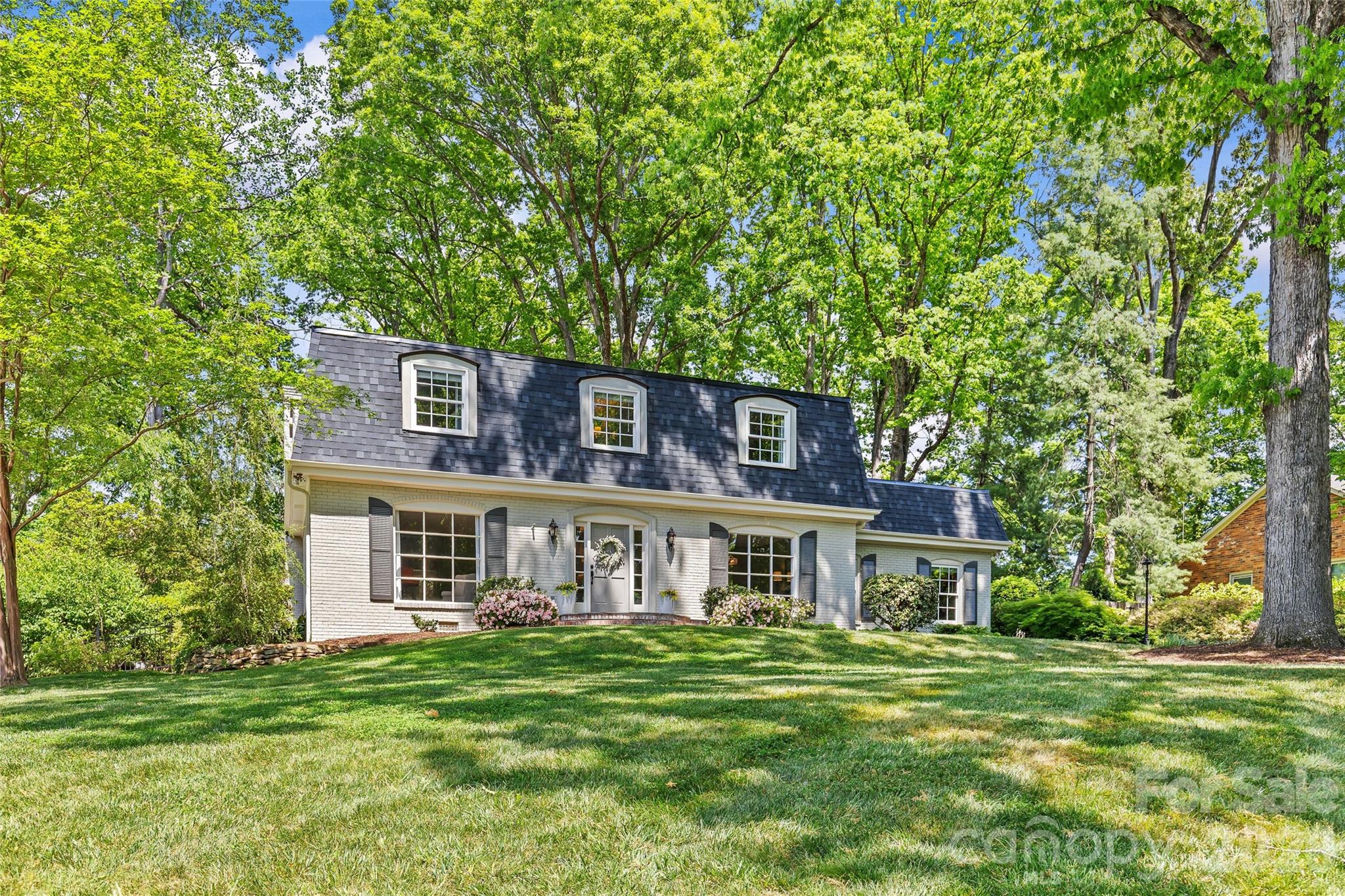 311 Glen Oaks Road Charlotte, NC 28270 - Photo 2 of 39