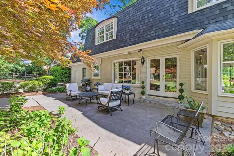 $1,125,000 | 311 Glen Oaks Road, Charlotte, NC 28270