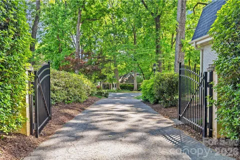 $1,125,000 | 311 Glen Oaks Road, Charlotte, NC 28270