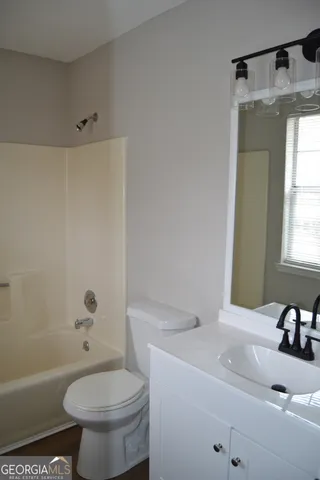 an empty room with door