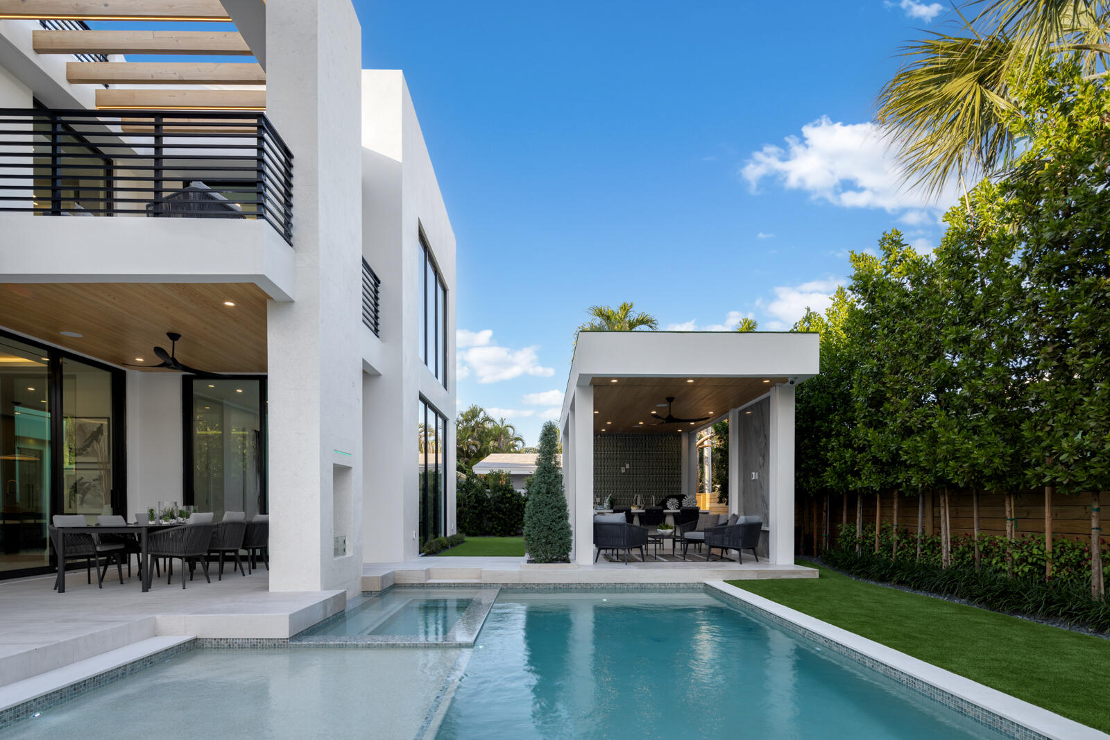 400 Northeast Olive Way Boca Raton, FL 33432 - Photo 27 of 76 Backyard