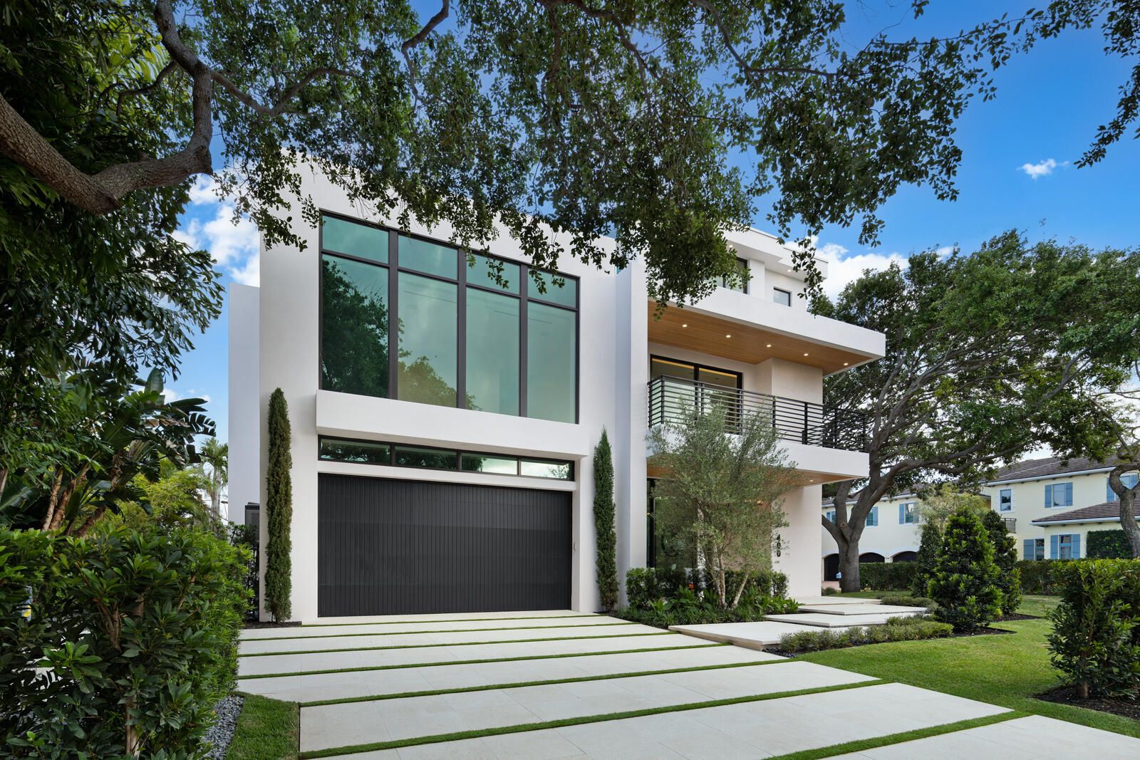 400 Northeast Olive Way Boca Raton, FL 33432 - Photo 3 of 76 Front