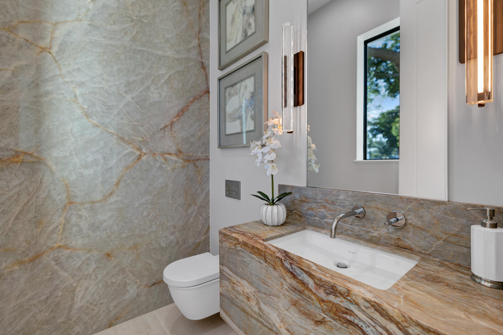 400 Northeast Olive Way Boca Raton, FL 33432 - Photo 33 of 76 Powder room