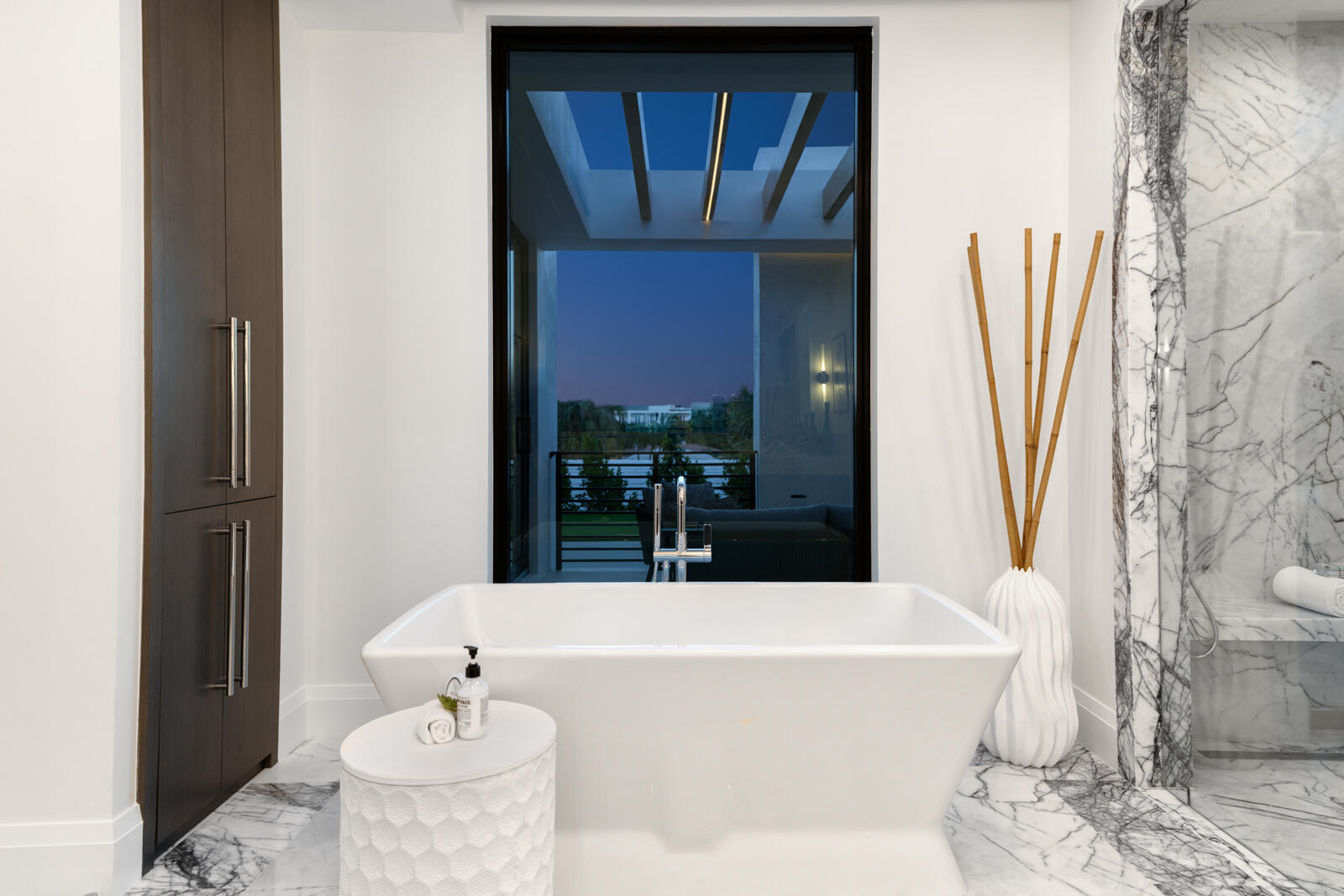 400 Northeast Olive Way Boca Raton, FL 33432 - Photo 45 of 76 Primary bathroom
