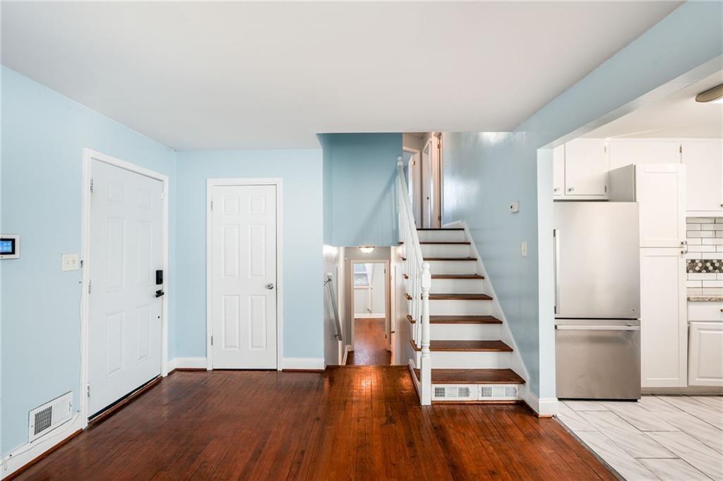 1918 Valley Ridge Drive Southwest Atlanta, GA 30331 - Photo 22 of 60 Gallery Image 22