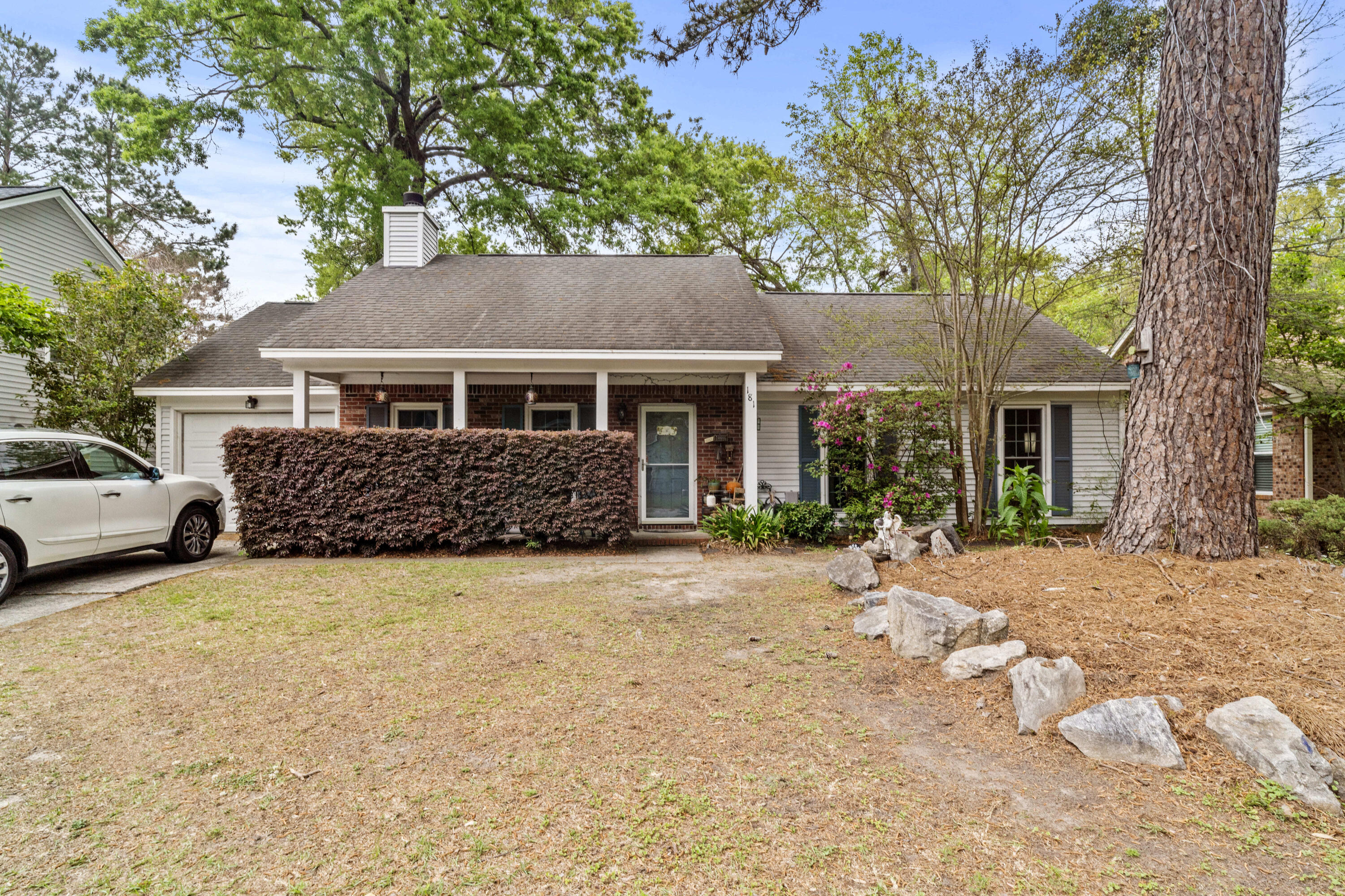 181 Commons Way Goose Creek, SC 29445 - Photo 2 of 34 DSC01226