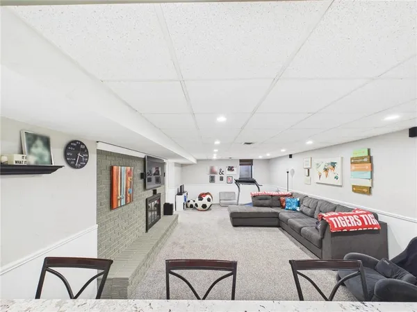 $365,000 | 634 Fairway, Fort Scott, KS 66701