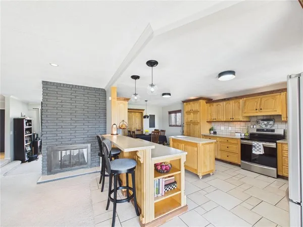 $365,000 | 634 Fairway, Fort Scott, KS 66701