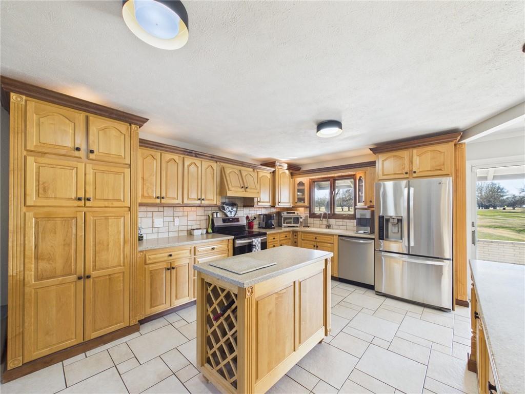 634 Fairway Fort Scott, KS 66701 - Photo 10 of 52