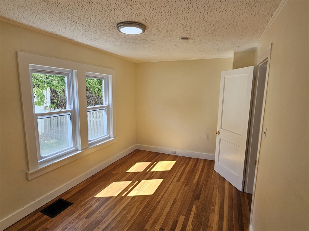 87 Russell Street, Unit 1 Marlborough, MA 01752 - Photo 16 of 23