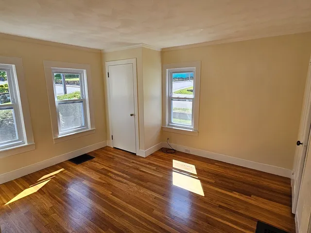 $2,150 | 87 Russell Street, Unit 1, Marlborough, MA 01752