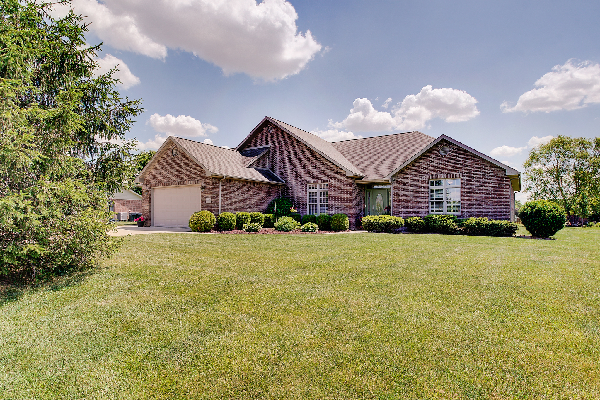 6289 Congress Drive Pendleton, IN 46064 - Photo 2 of 42