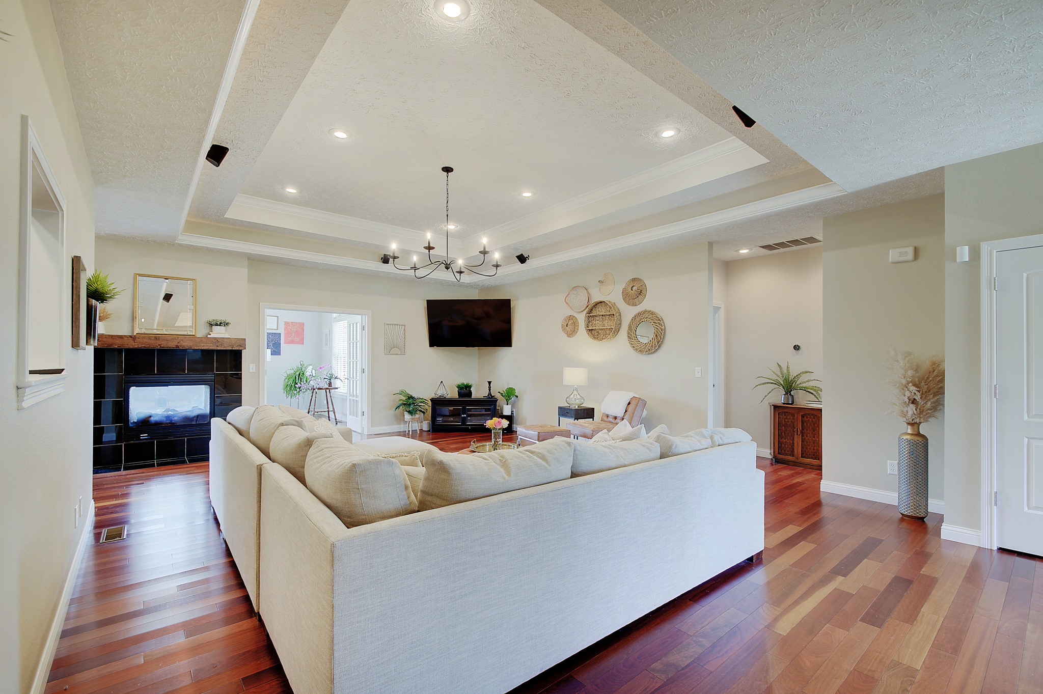 6289 Congress Drive Pendleton, IN 46064 - Photo 6 of 42