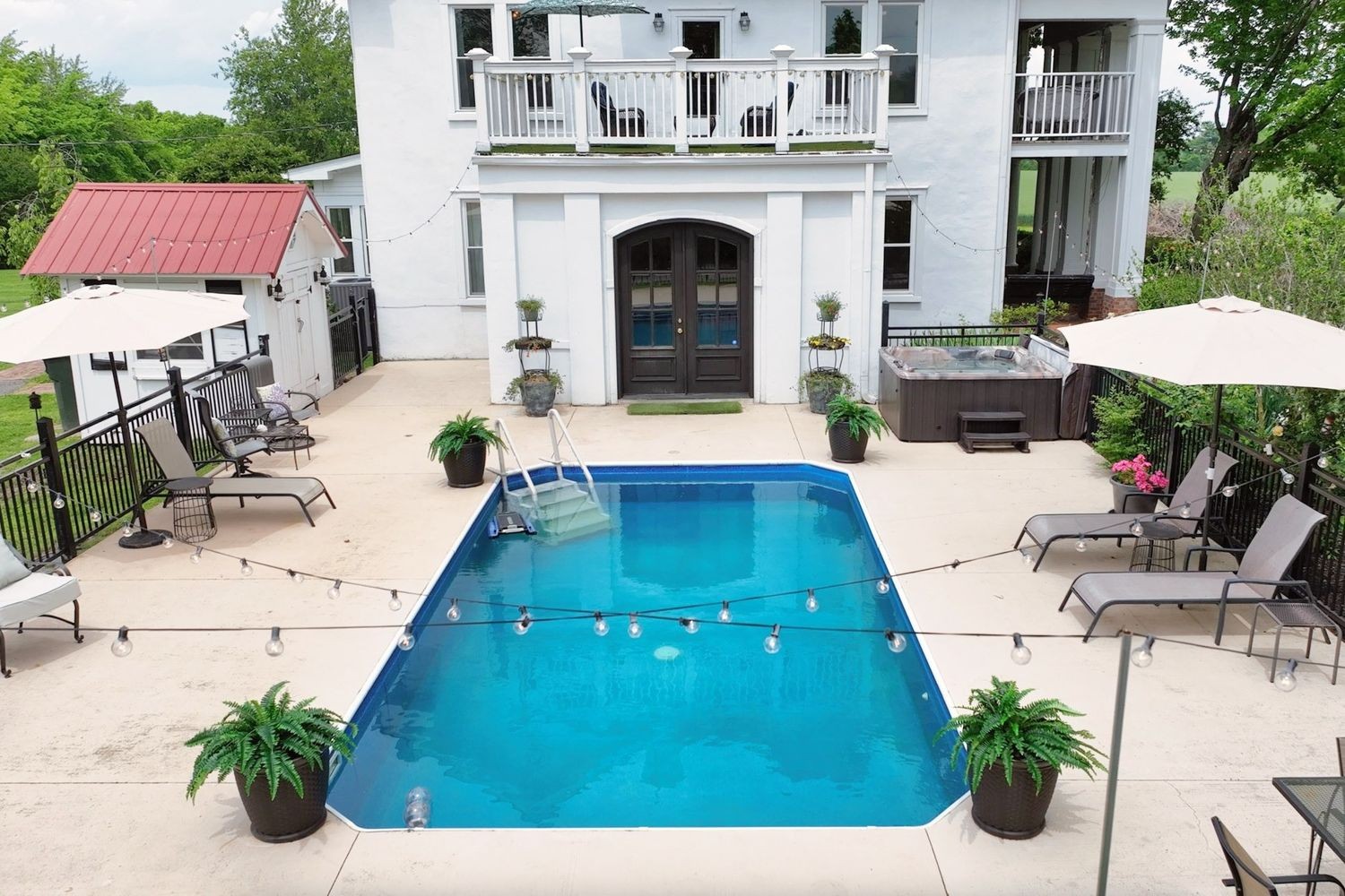 6538 Highway 431 Springfield, TN 37172 - Photo 34 of 63 a view of an house with backyard space and swimming pool