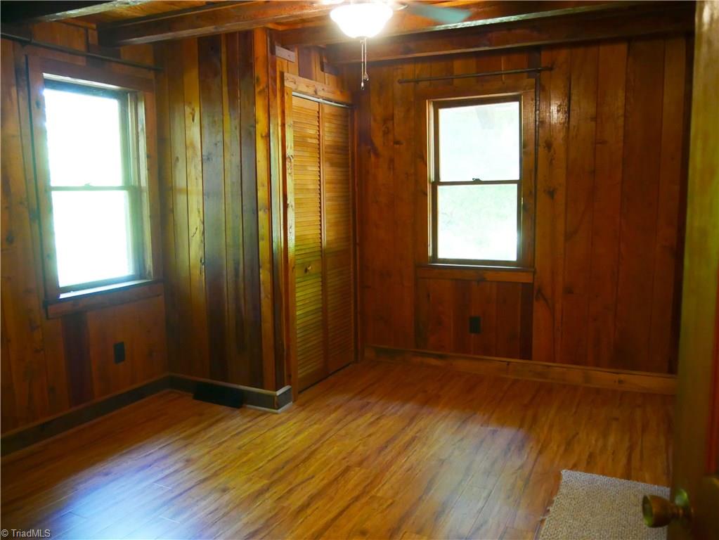 1676 Ray Loop Road Westfield, NC 27053 - Photo 7 of 25 Downstairs bedroom