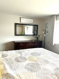 $2,300 | 10353 Dearlove Road, Unit 5A, Glenview, IL 60025