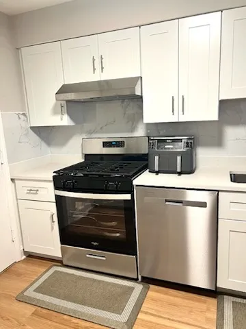 $2,300 | 10353 Dearlove Road, Unit 5A, Glenview, IL 60025