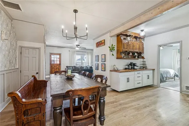 $299,000 | 622 Oak Street, Wellsville, KS 66092