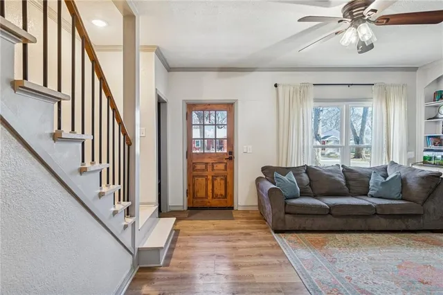 $299,000 | 622 Oak Street, Wellsville, KS 66092