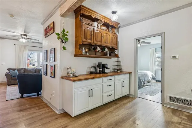 $299,000 | 622 Oak Street, Wellsville, KS 66092