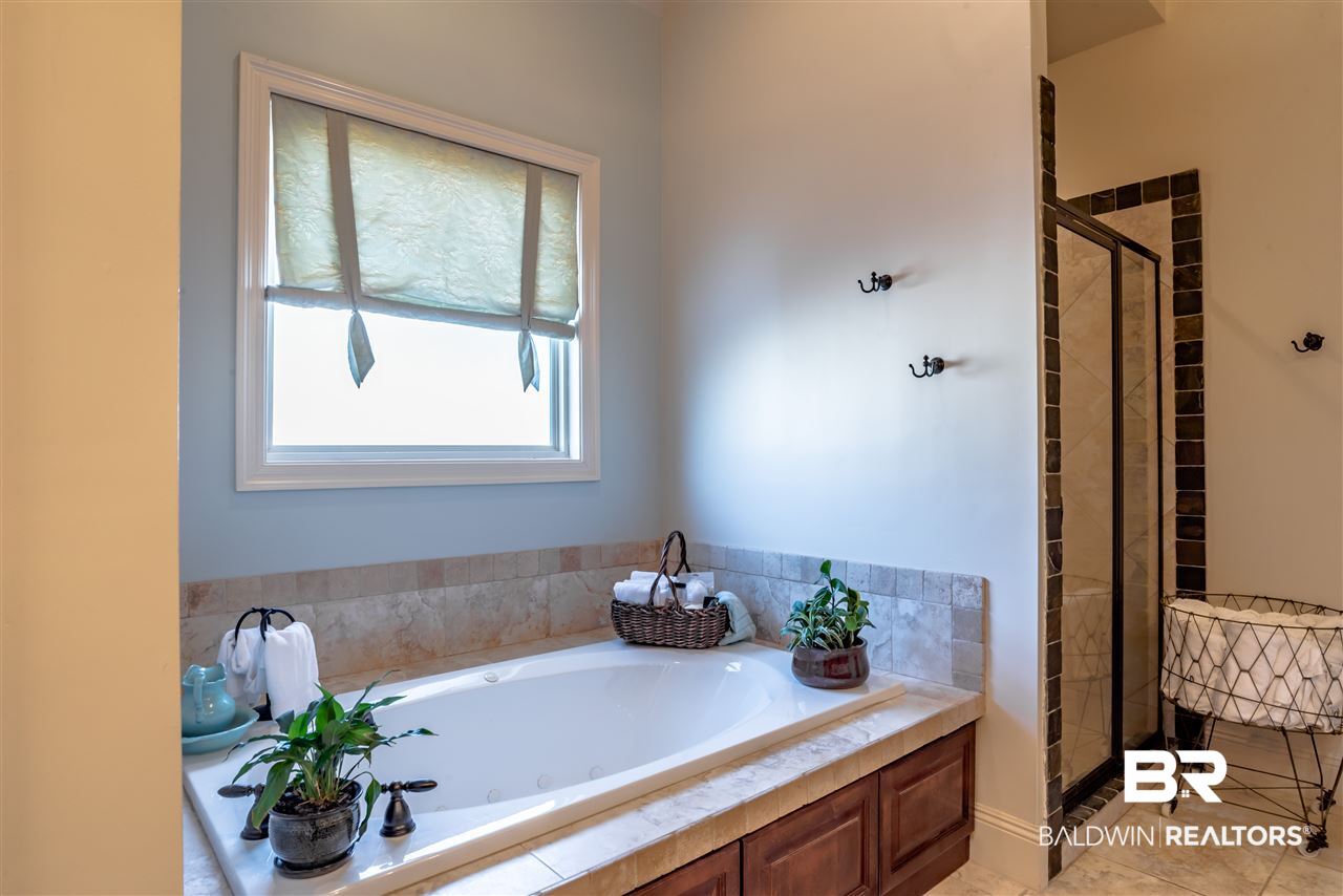9764 Bella Drive Daphne, AL 36526 - Photo 15 of 34
