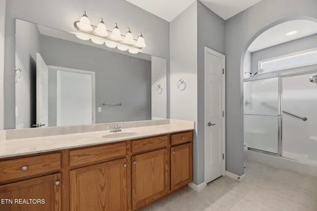 $469,000 | 119 Devanshire Court, Oak Ridge, TN 37830