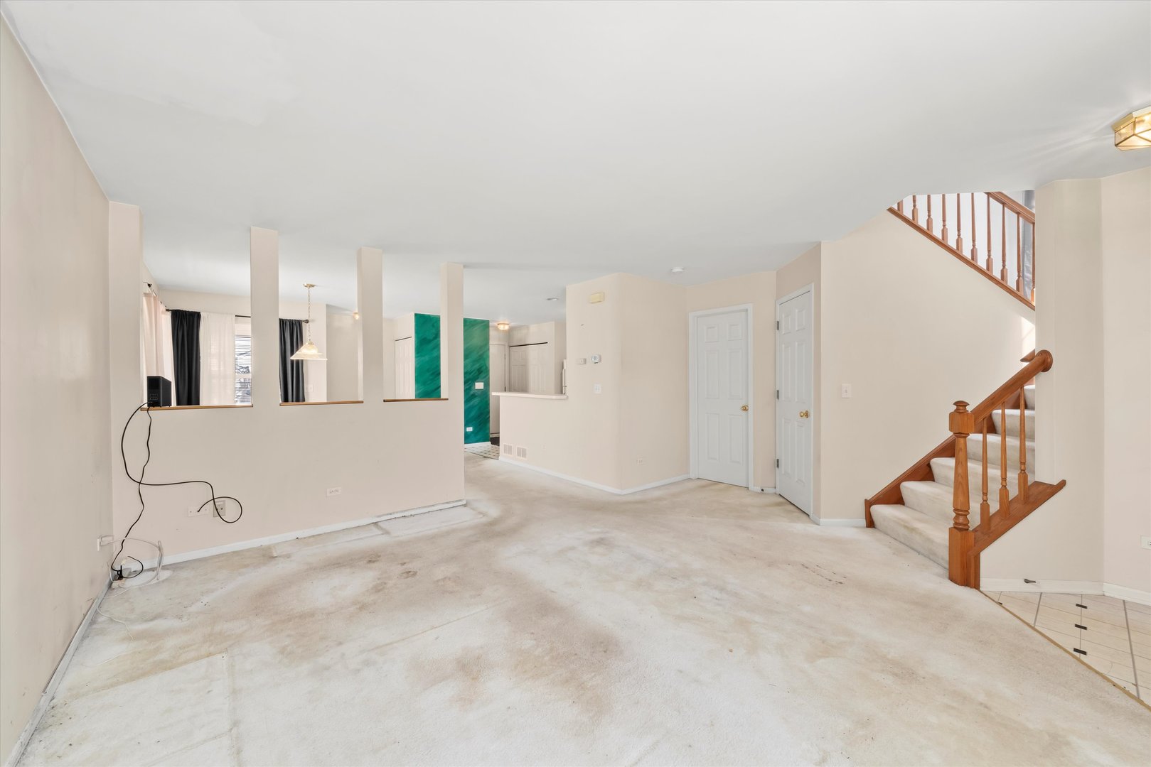 43 Freesia Court Romeoville, IL 60446 - Photo 4 of 30 Gallery Image 4