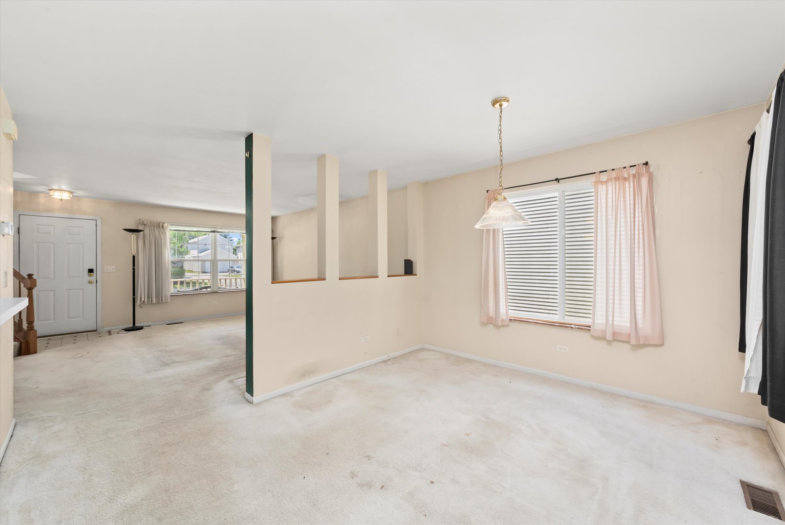 43 Freesia Court Romeoville, IL 60446 - Photo 6 of 30 Gallery Image 6