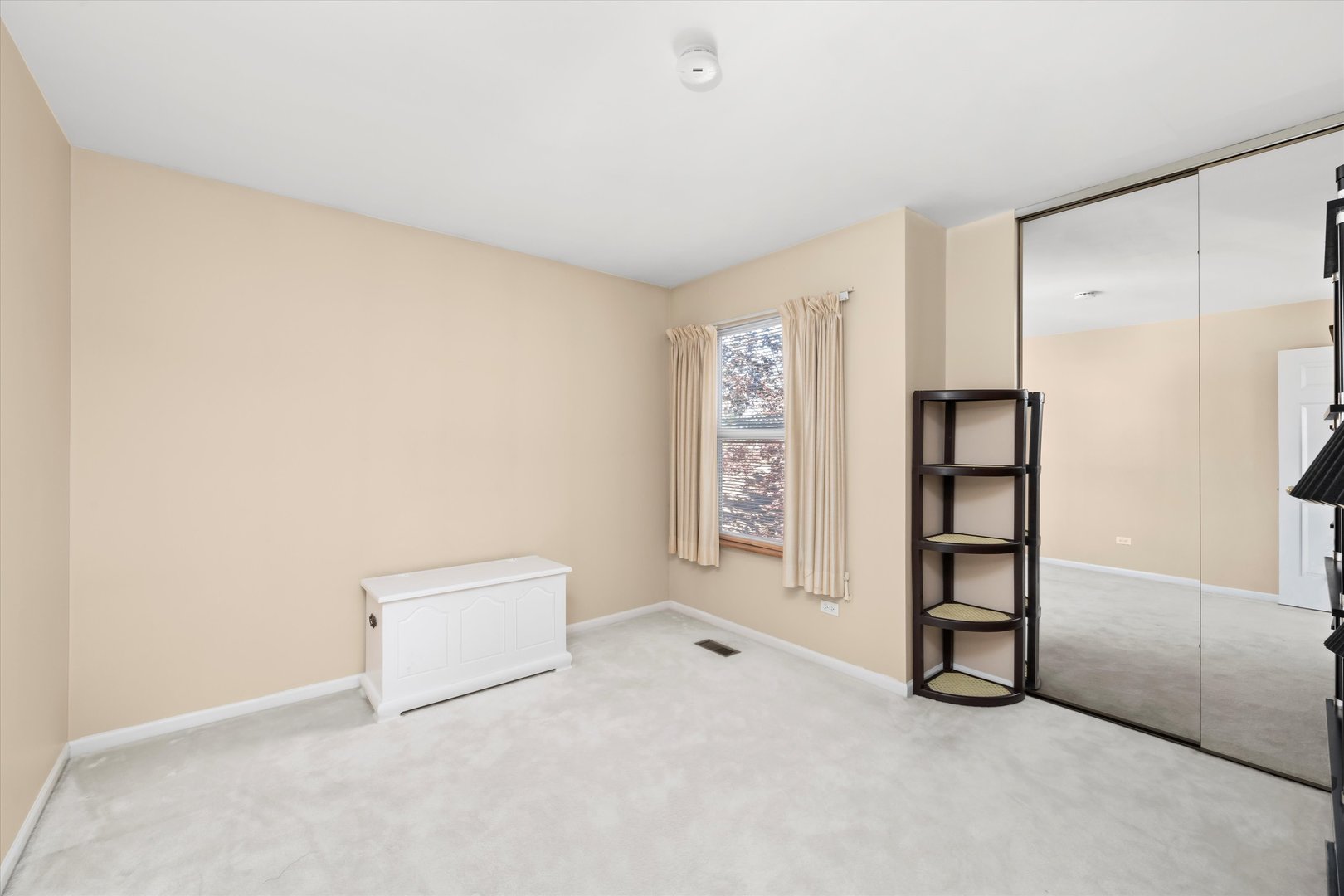 43 Freesia Court Romeoville, IL 60446 - Photo 8 of 30 Gallery Image 8