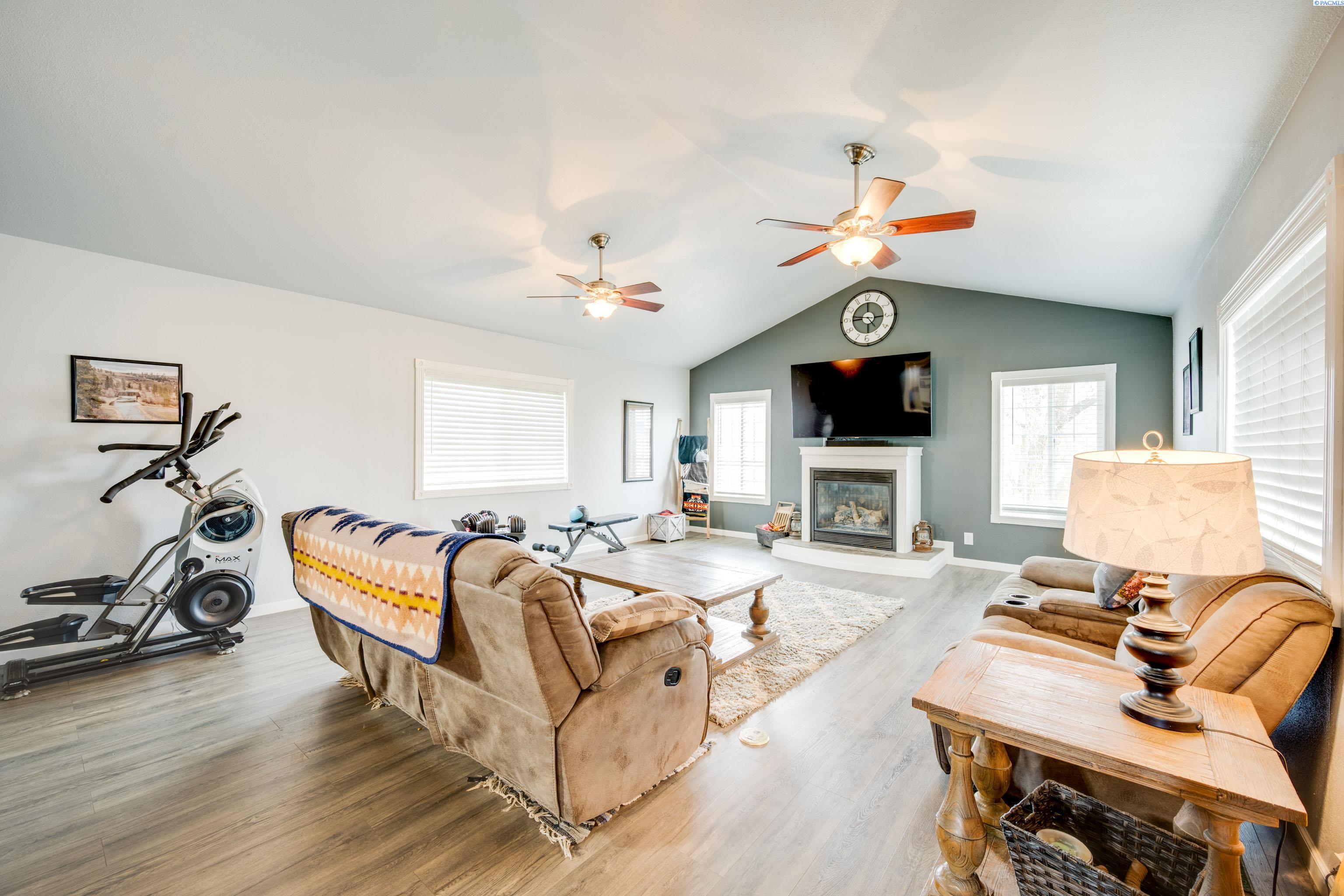 752 Thornton Bypass Road Thornton, WA 99176 - Photo 9 of 44 Gallery Image 9