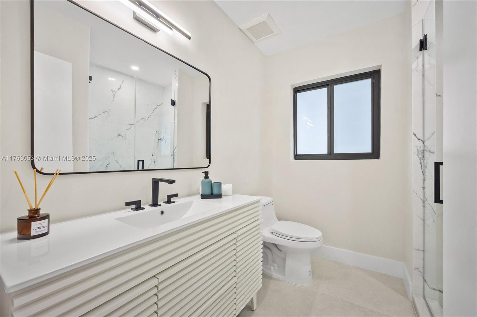 2467 Southwest 13th Street Miami, FL 33145 - Photo 14 of 27