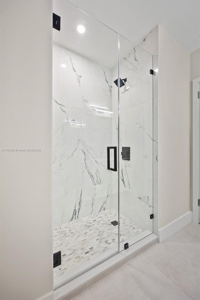 2467 Southwest 13th Street Miami, FL 33145 - Photo 15 of 27