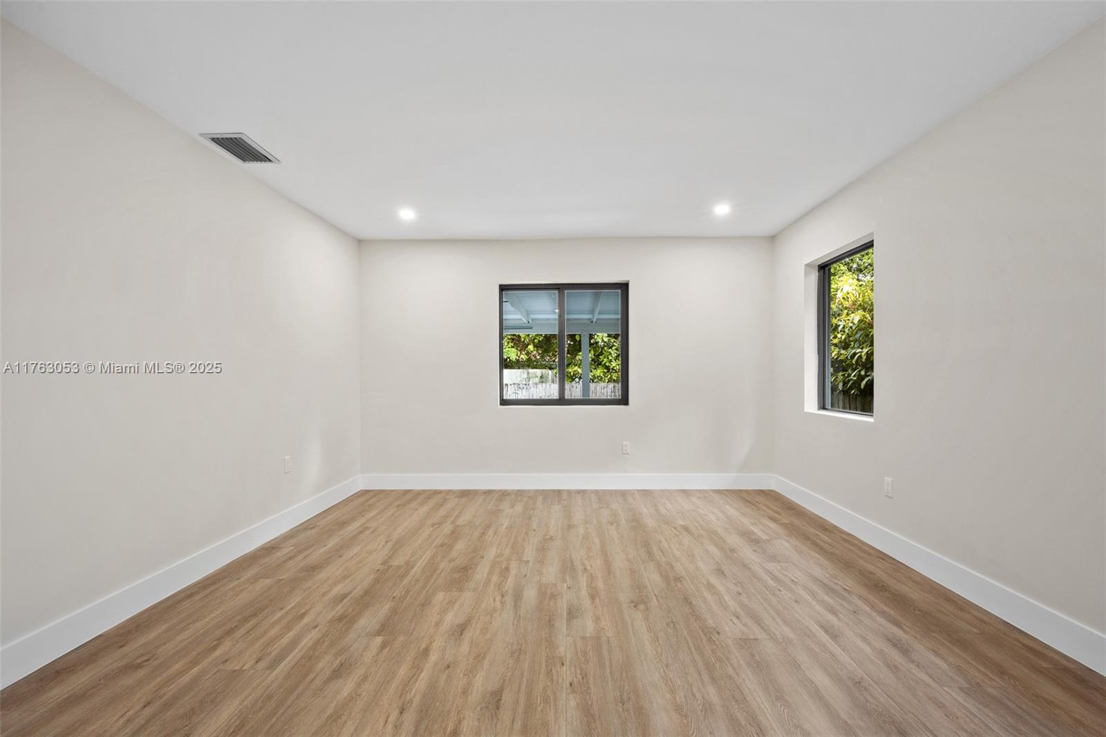 2467 Southwest 13th Street Miami, FL 33145 - Photo 18 of 27