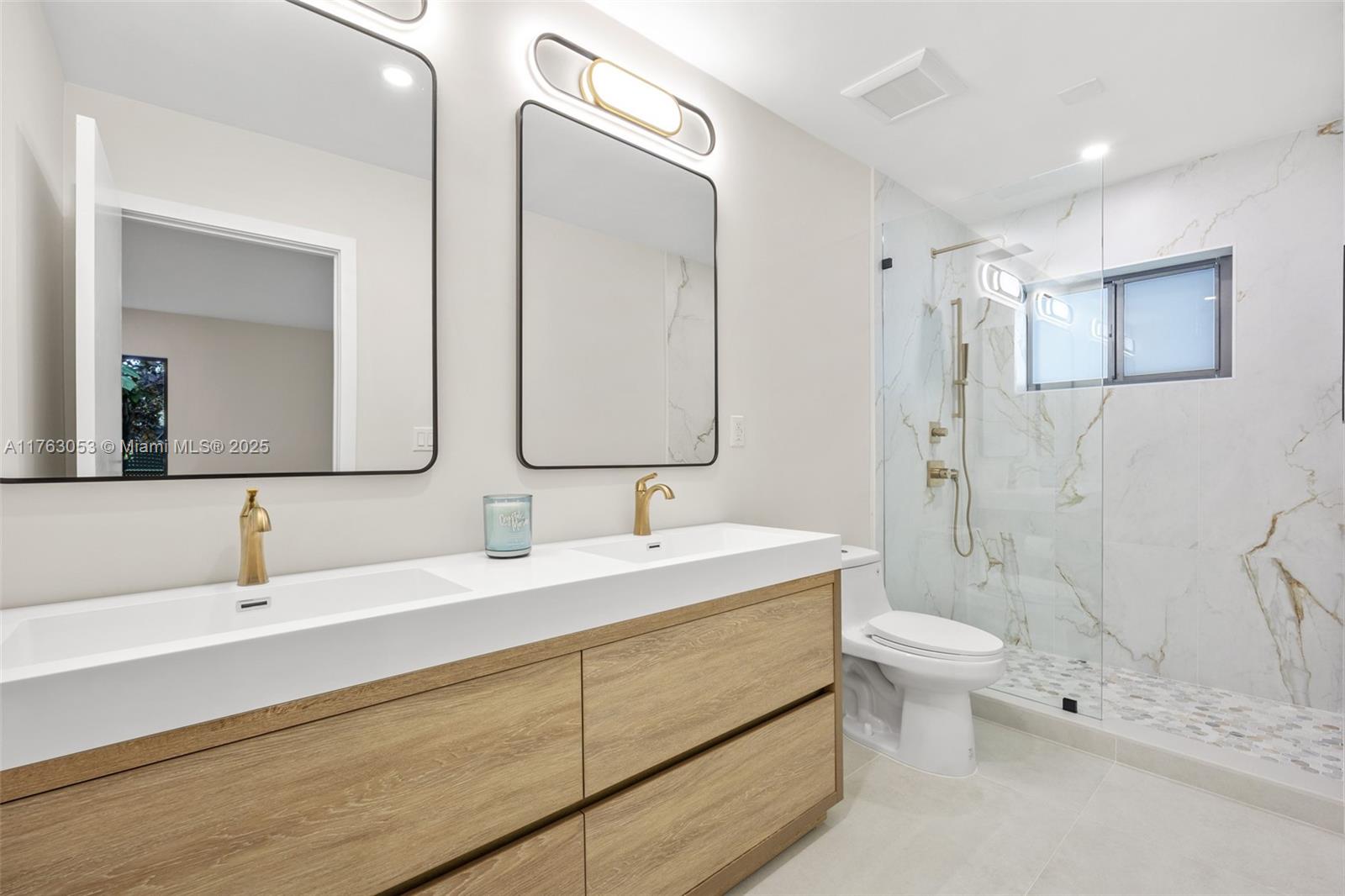 2467 Southwest 13th Street Miami, FL 33145 - Photo 20 of 27